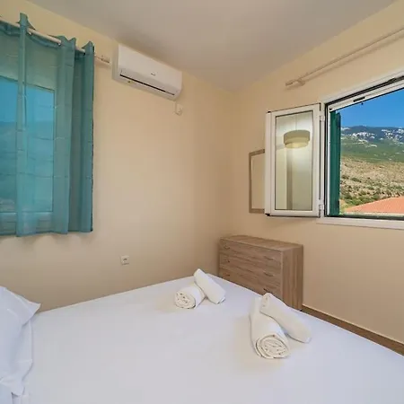 Daire Mariana Sea View *